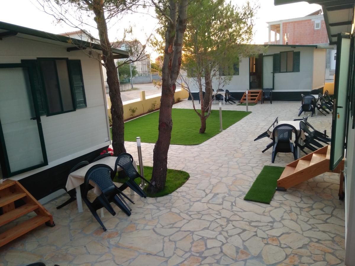 Campsite Mobile Homes Bonaca Srima