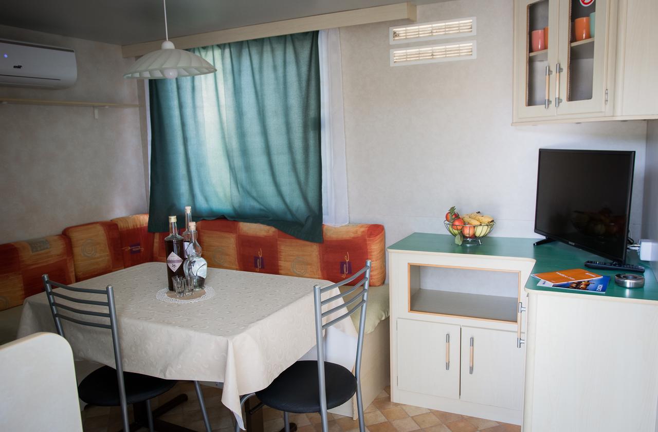 Campsite Mobile Homes Bonaca 3*