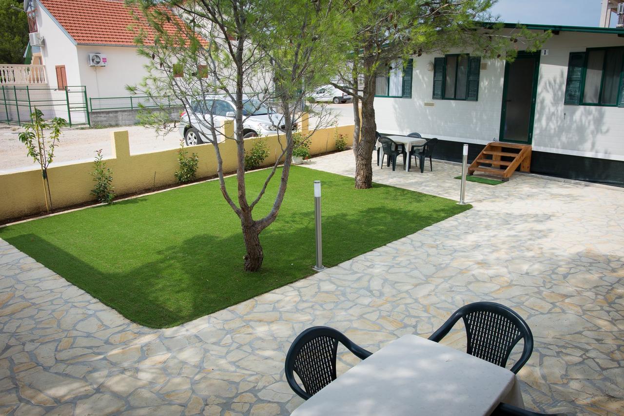 Mobile Homes Bonaca Campsite Srima